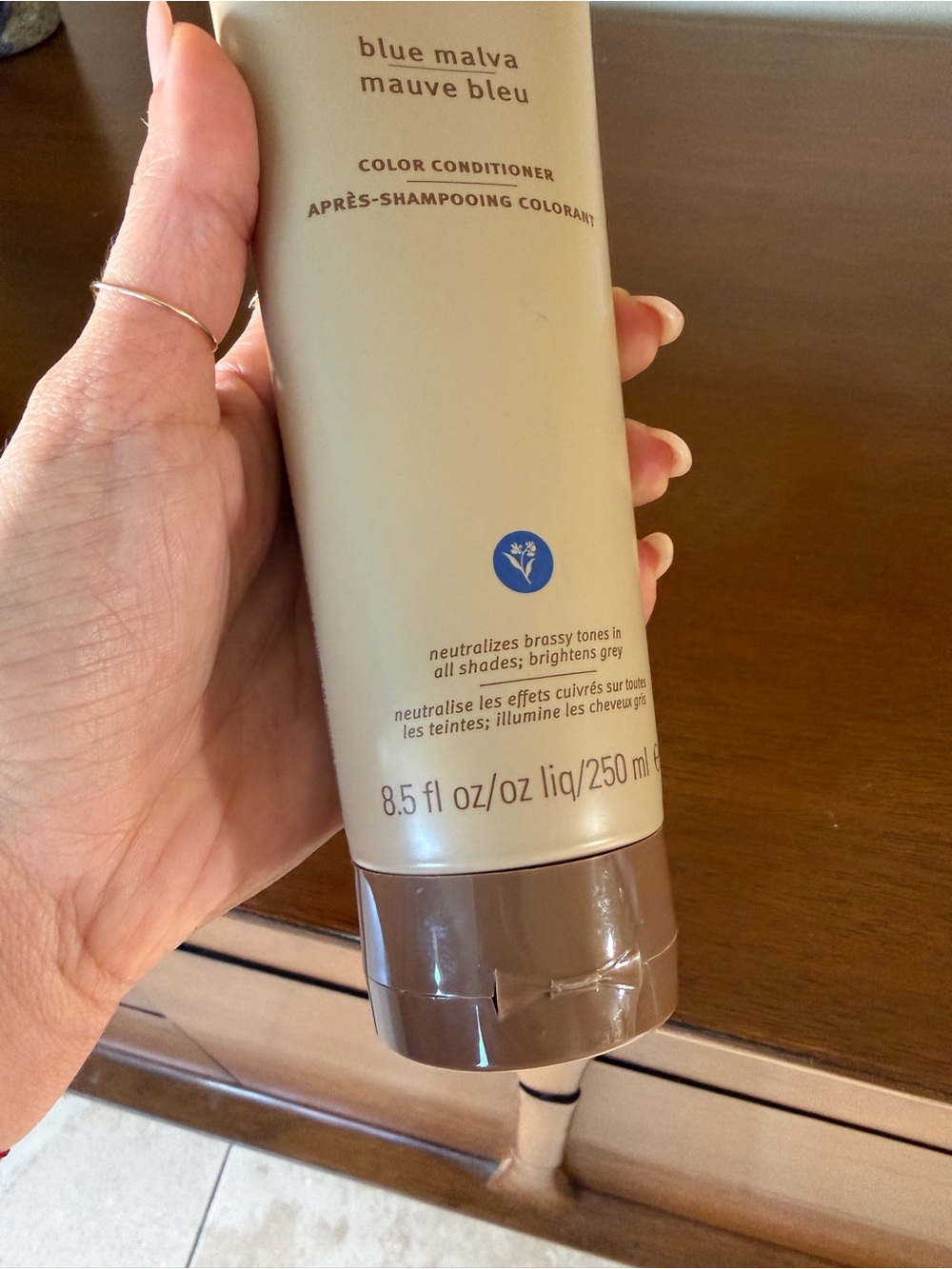 New Aveda BLUE MALVA COLOR CONDITIONER FOR SILVER AND BLONDE TONES - Picture 3 of 6